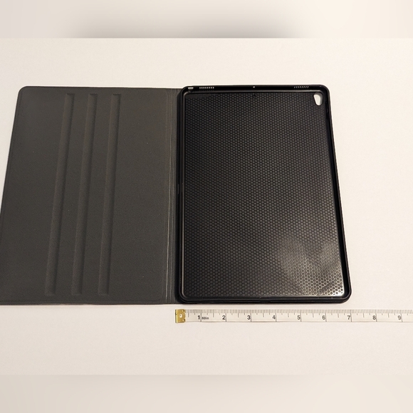 Rock & Morty Tablet Cover/Case NWOT - Picture 9 of 11